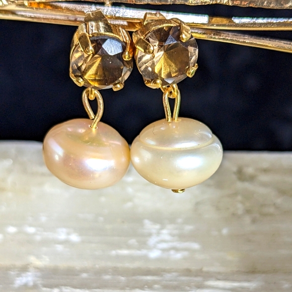 Genuine Smokey Brown Topaz 1.7 Carats with Baroque Pearl Drop Earrings - Picture 1 of 3